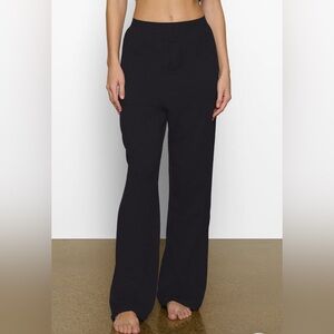 NWT SKIMS Boyfriend Loose Pants (onyx, lg)